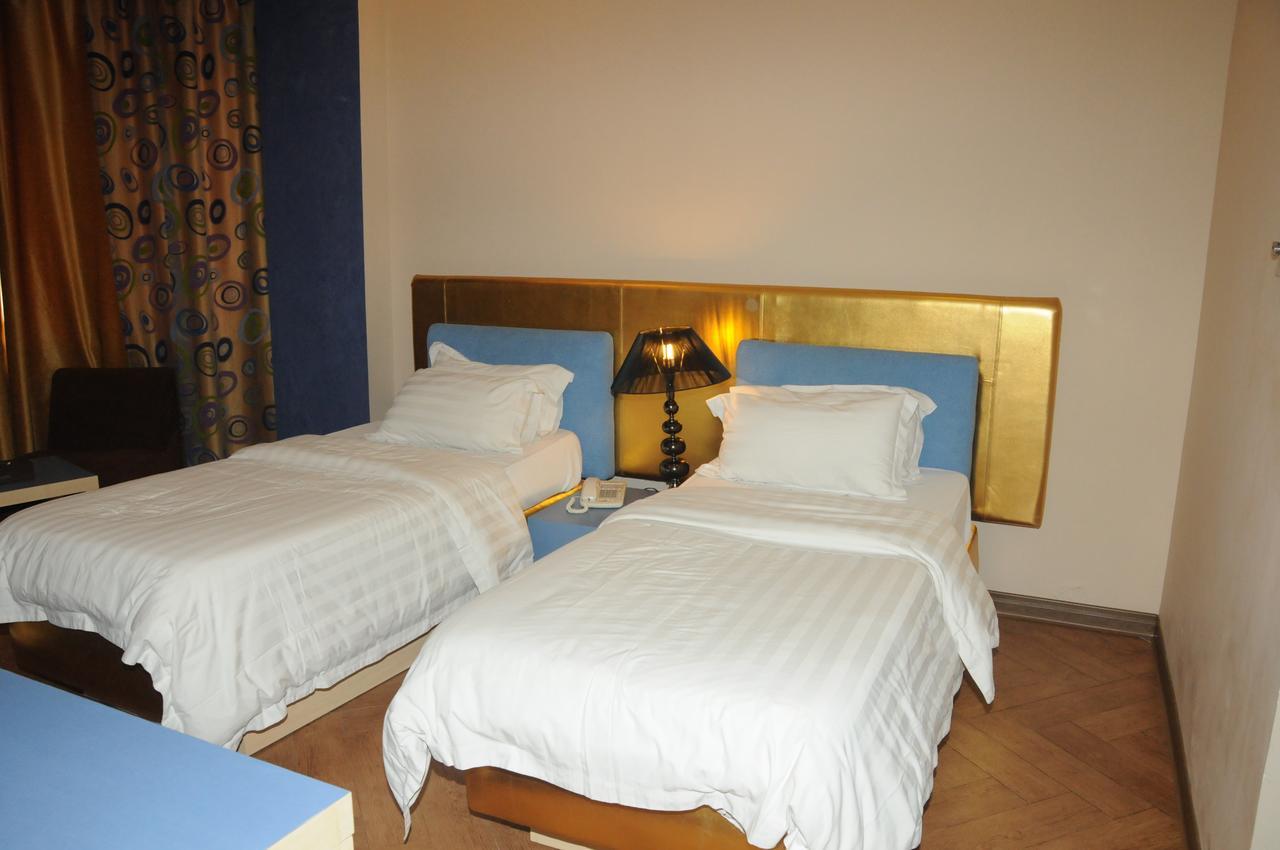 Sky Hotel Salmiya ภายนอก รูปภาพ